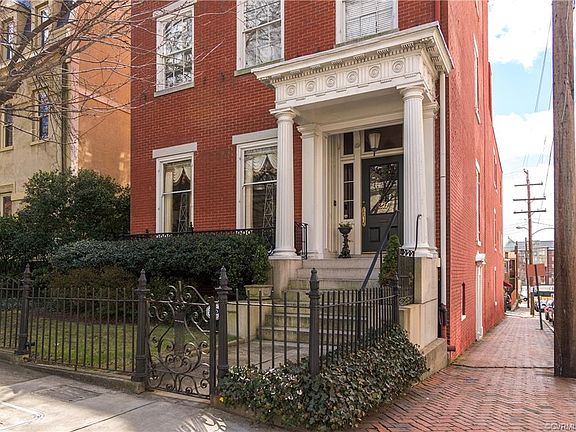 3rd image of 211 W Franklin St
