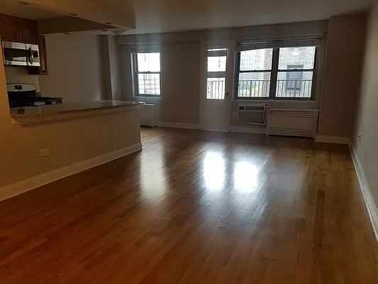 Rented by Stellar Management | media 72