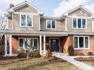 104 Albion Ave, Park Ridge, IL 60068