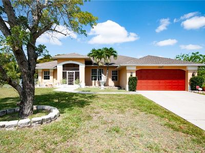 242 Richmond Ave S, Lehigh Acres, FL, 33936