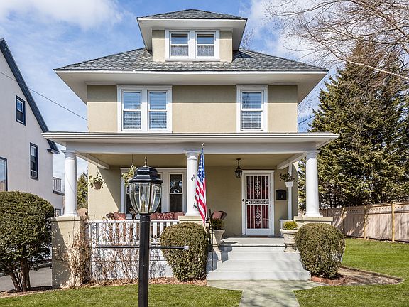 2nd image of 41 Cassilis Ave