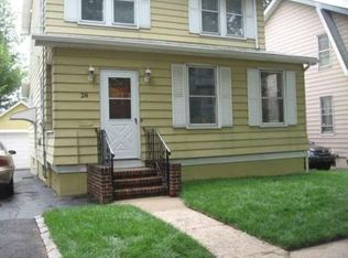 28 Feiner Pl, Irvington, NJ 07111