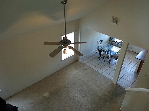 5th image of 17811 Laurelton Dr