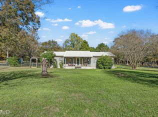 155 Jones Ln, Benton, LA 71006
