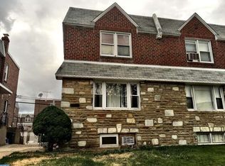 1813 Danforth St, Philadelphia, PA 19152