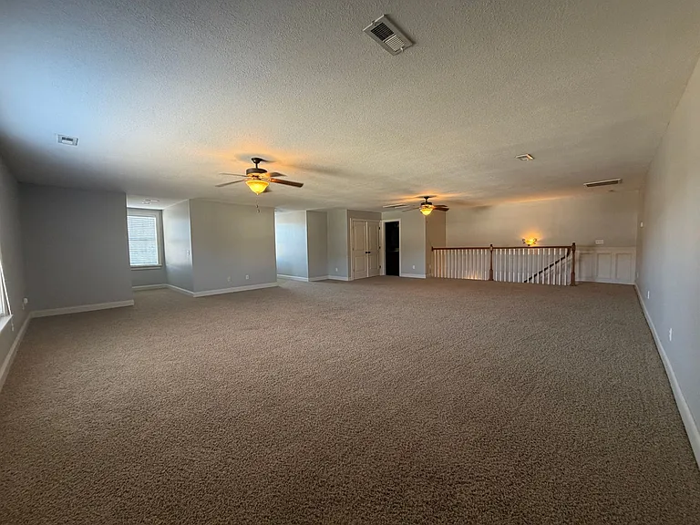 3471 Walden Dr — Photo 22