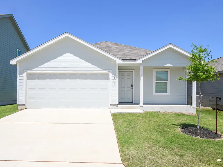 1063 Finesse Ln — Photo 2