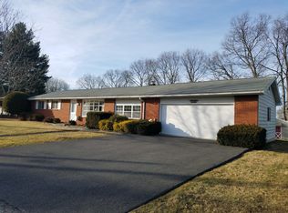 1725 Brown St, Allentown, PA 18104