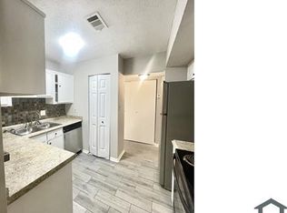 291 Country Club Dr, Jonesboro, GA 30238