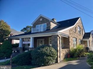 29 N 3rd St #1, Oxford, PA 19363