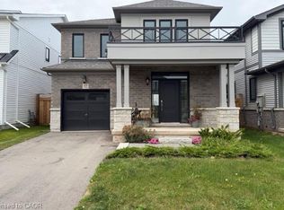 92 Starfire Cres, Hamilton, ON L8E0K9