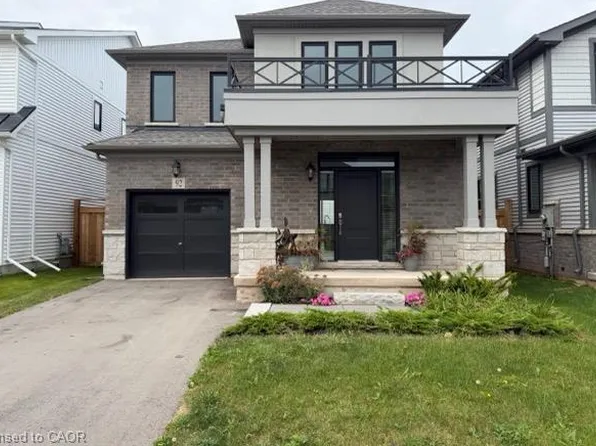 92 Starfire Cres, Hamilton, ON L8E 0K9