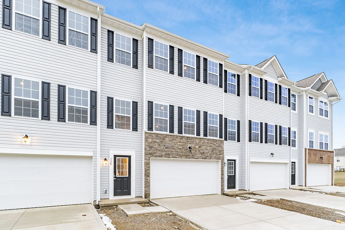 Building Photo - 134 Dusky Willow Dr