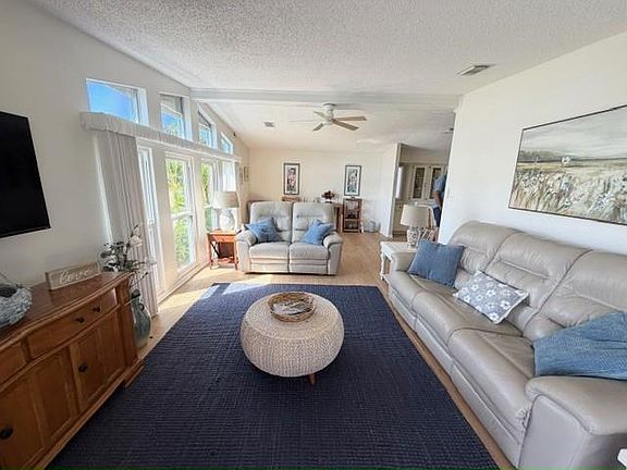 5th image of 1909 Madera Dr #1909