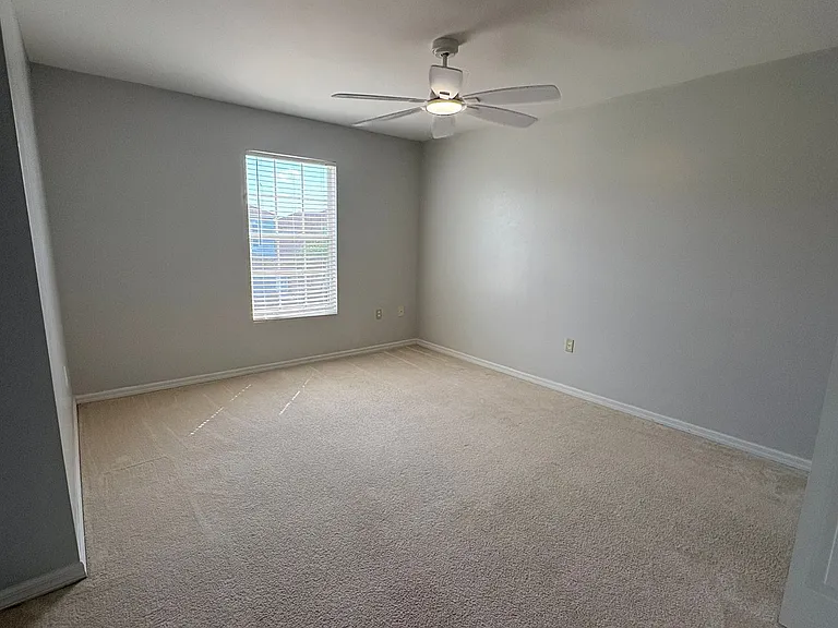 3636 Pine Oak Cir #108 — Photo 16