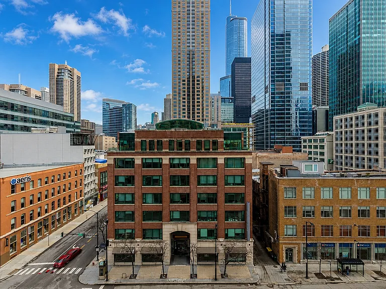 400 N Lasalle Dr #803 — Photo 3