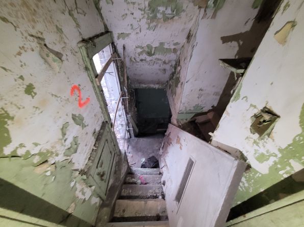 detroit-michigan-88294099 picture