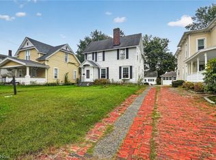 729 Main St, Conneaut, OH 44030