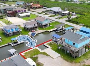 1104 1/2 Chapmans Point, Pt Bolivar, TX 77650