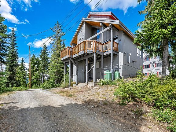 3rd image of 886 Jutland Pl