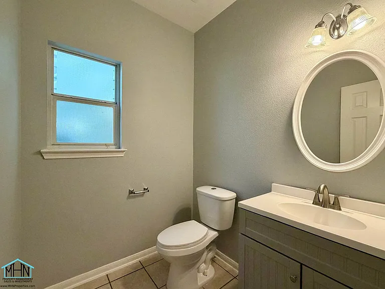 518 Willow Grove Dr — Photo 32