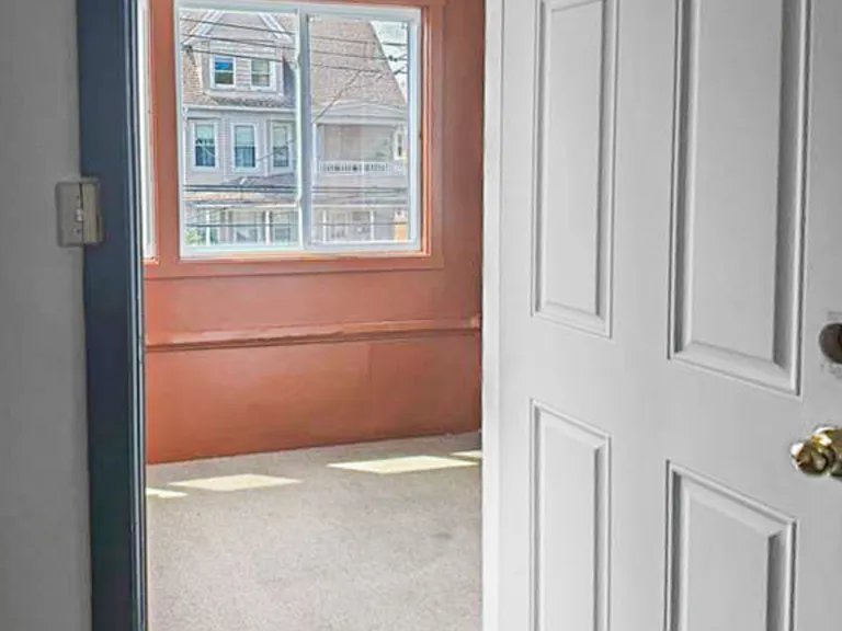 532 Carroll Ave #2 — Photo 6