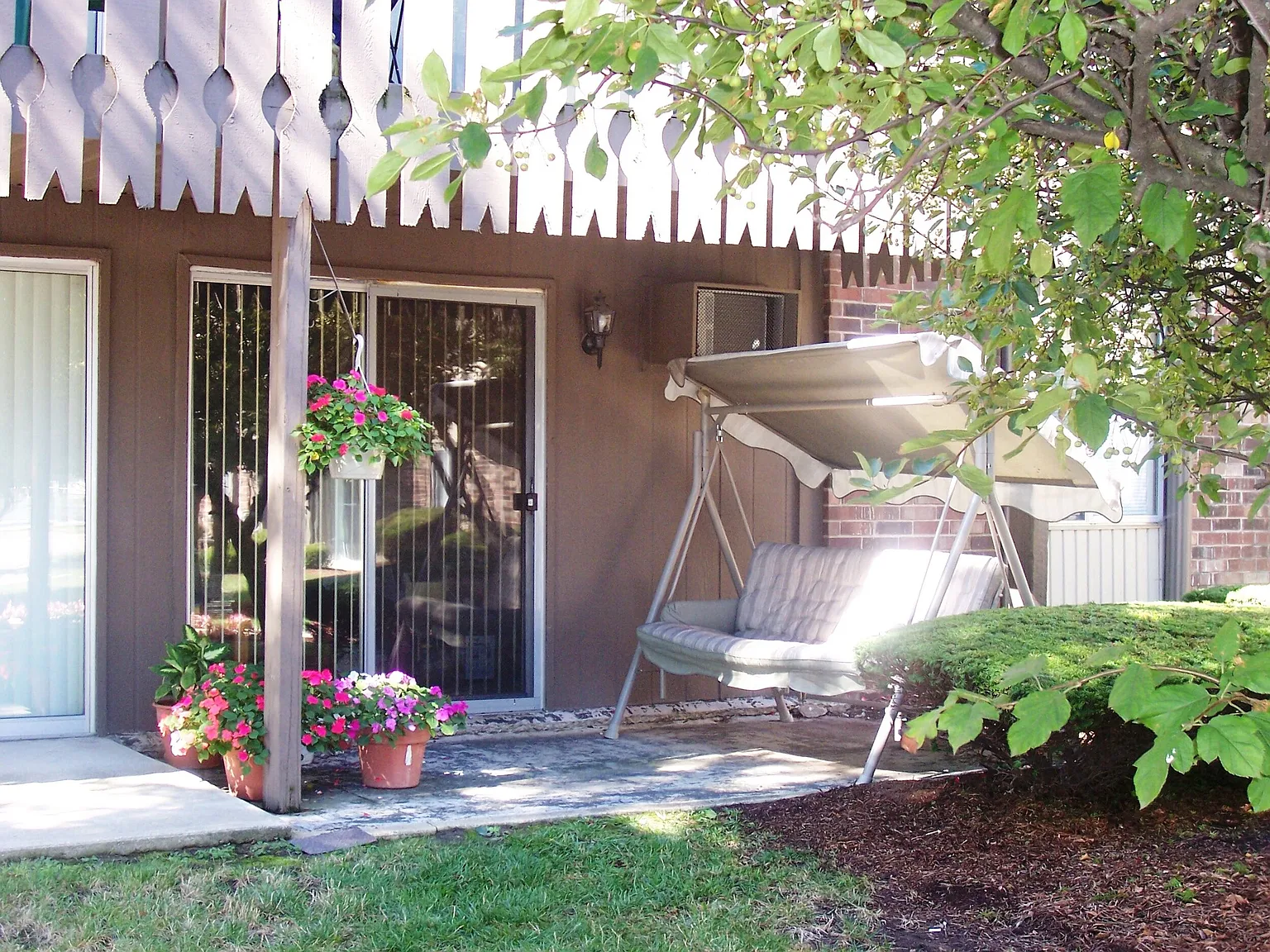 Turtle Creek Apartments — Photo 4