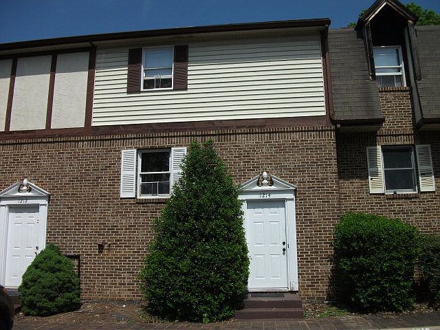 1st image of 1214 Mountain View Dr