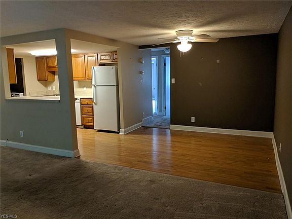 4th image of 6840 Carriage Hill Dr #D-46