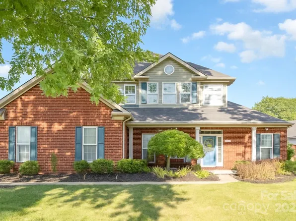 3336 Garrett Dr SW, Concord, NC 28027