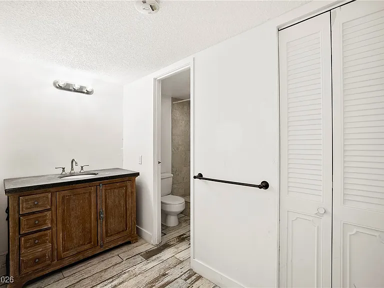 3930 University Center Dr #409 — Photo 16