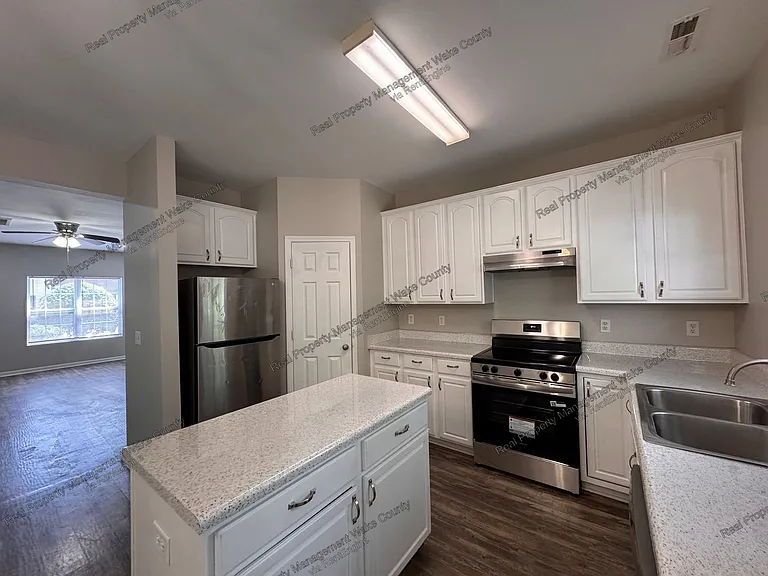 424 Alero Rd — Photo 14