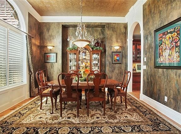 3rd image of 10505 N Dalton Ave