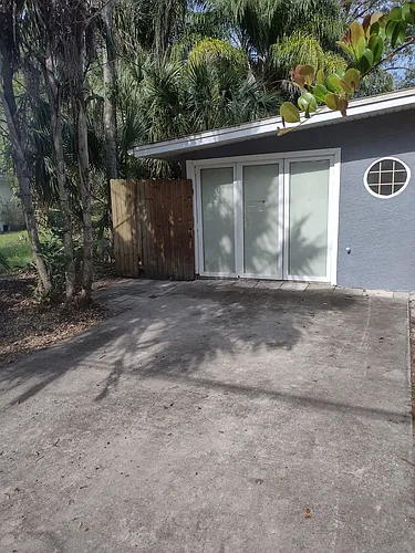 1265 32nd St Photo 1