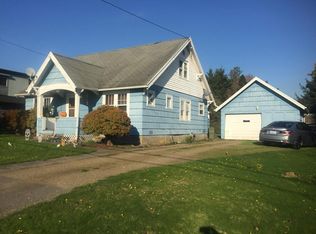 3220 Columbia Heights Rd, Longview, WA 98632