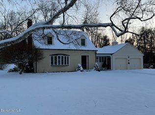 25 Nielsen Ln, STOCKBRIDGE, MA 01262