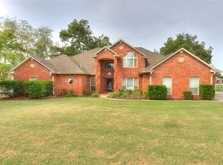 1502 Windmill Ridge Dr, Shawnee, OK 74804