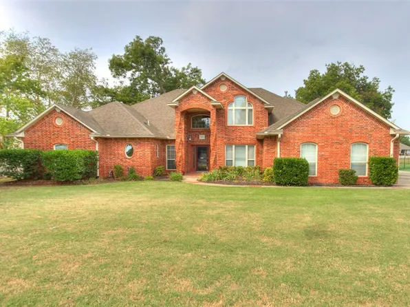 1502 Windmill Ridge Dr, Shawnee, OK 74804