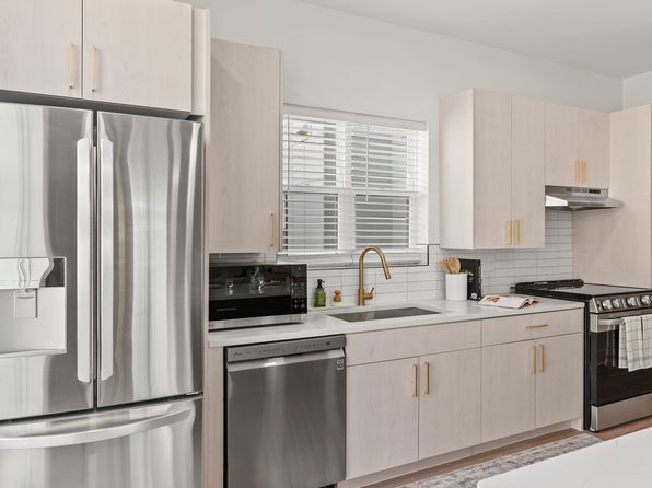 8 Duncan Ln #22-319