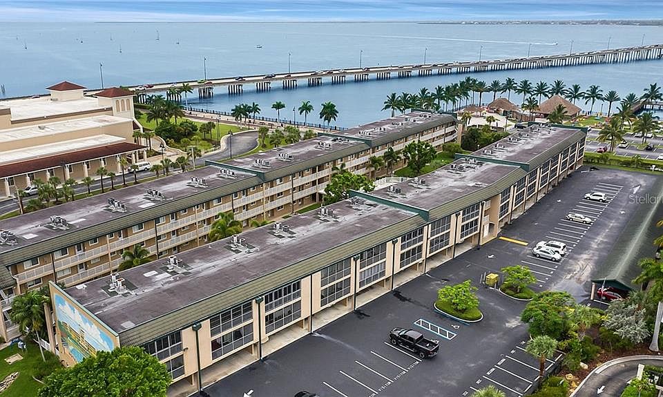 1st image of 150 Harborside Ave APT 309
