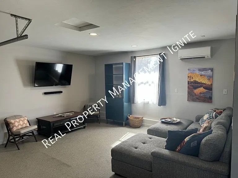 65601 Highway 20 — Photo 4