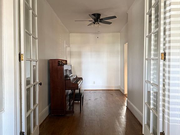 2nd image of 208 West Ave