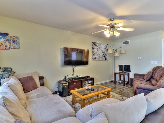 4th image of 3738-3744 Summer Sage Ct