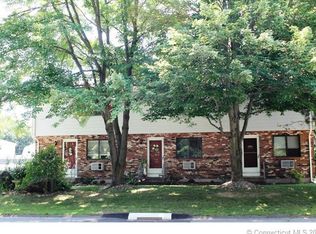 15 Robertson St, Bristol, CT 06010