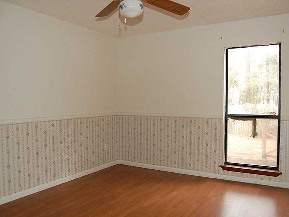 4th image of 10321 Arrowhead Dr