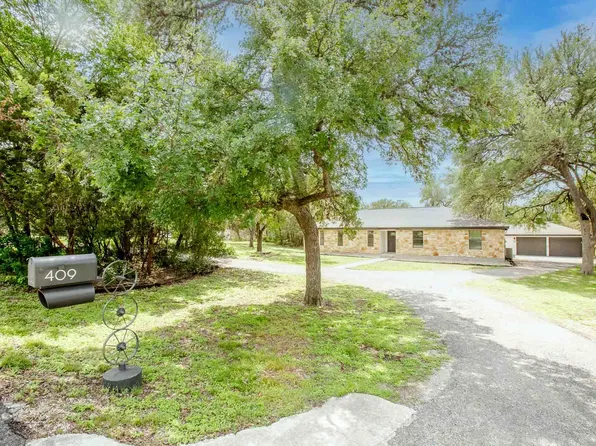 409 Village West Dr, San Marcos, TX 78666
