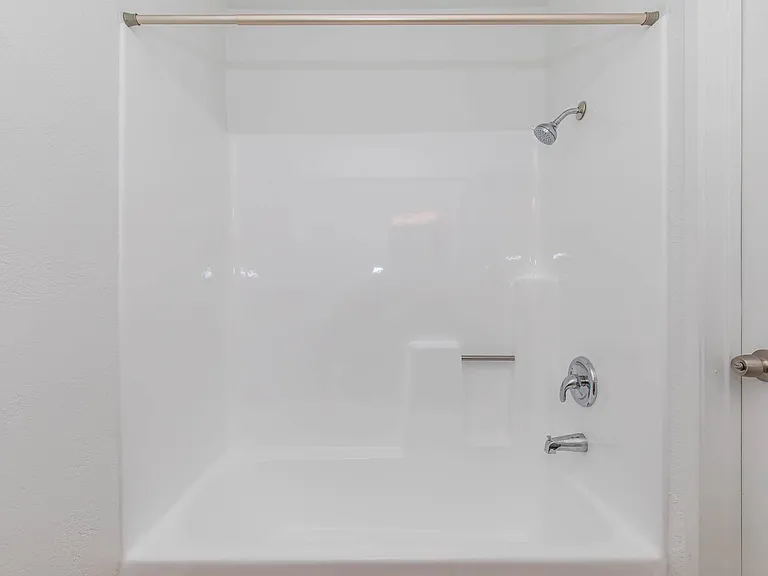 Bella Vista — Photo 32