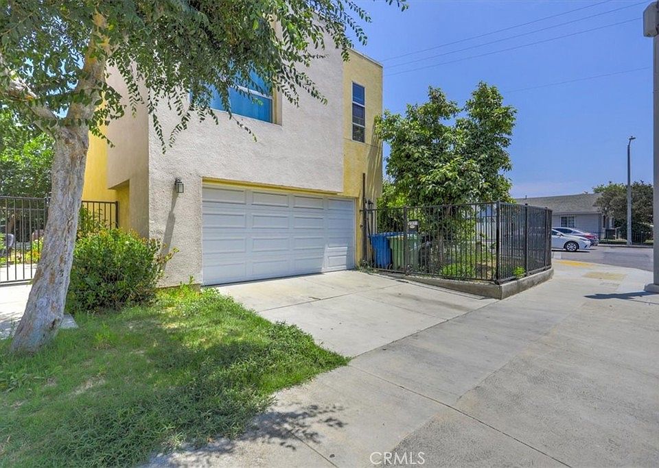 1st image of 2371 Santa Ana S