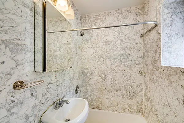 Rented by MNS | media 16