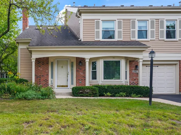 2017 Charter Point Dr, Arlington Heights, IL 60004